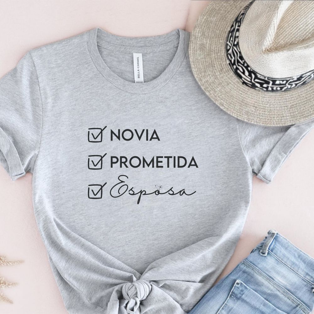 Novia-Prometida-Esposa Tee